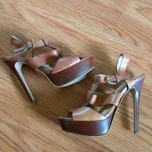 Guess heels